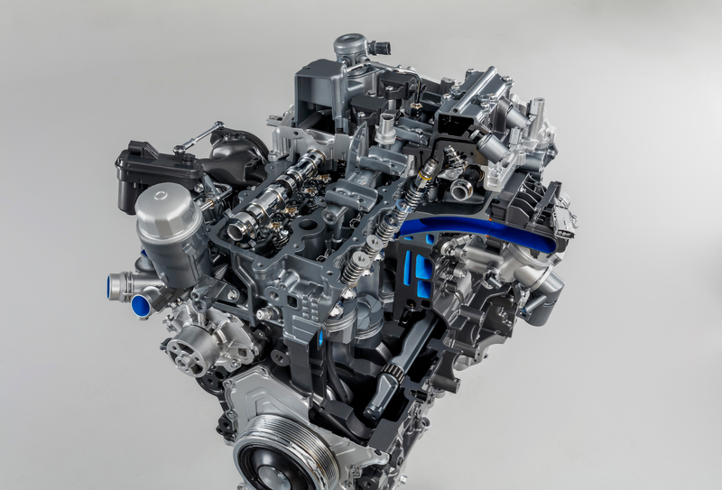 Illustration for article titled The New 296 HP Four-Cylinder Jaguar F-Type Is A Lot Of Show And A Reasonable Amount Of Go